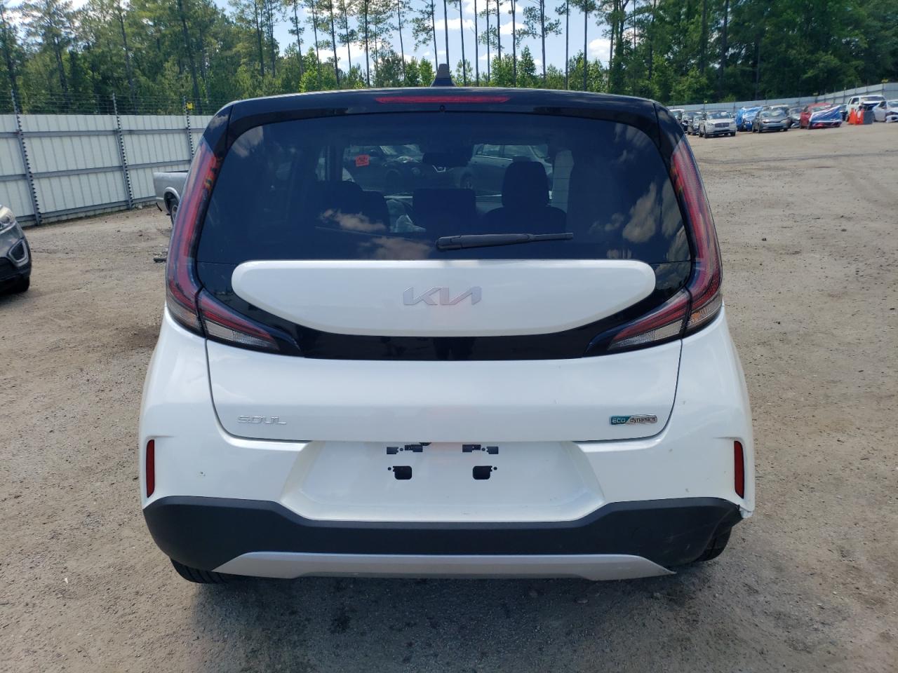 KNDJ33AU2R7897938 2024 Kia Soul Ex