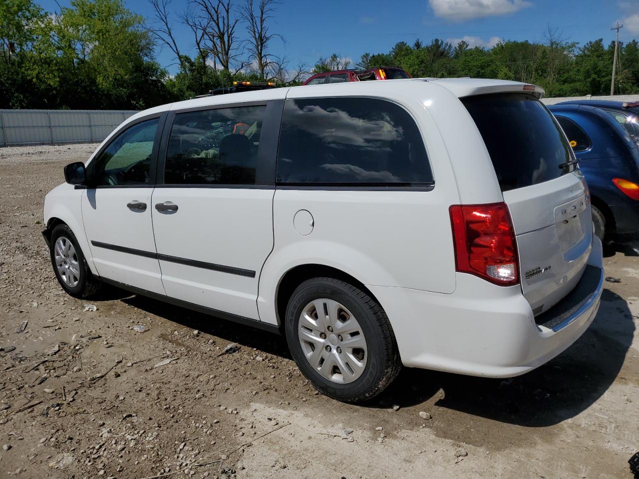 2C4RDGBG7FR650215 2015 Dodge Grand Caravan Se