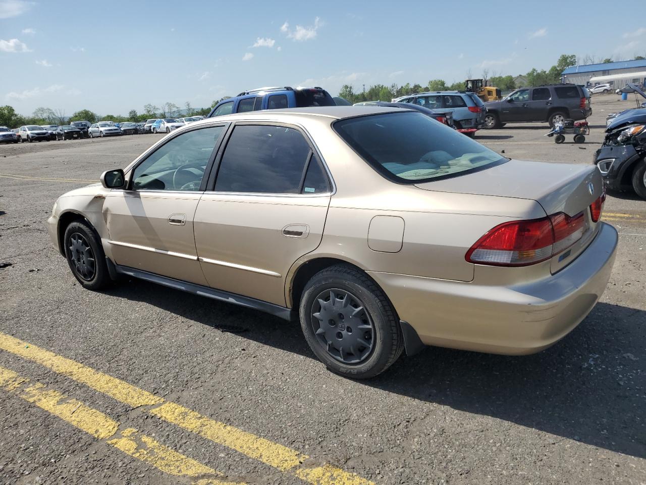 1HGCG66511A131742 2001 Honda Accord Lx