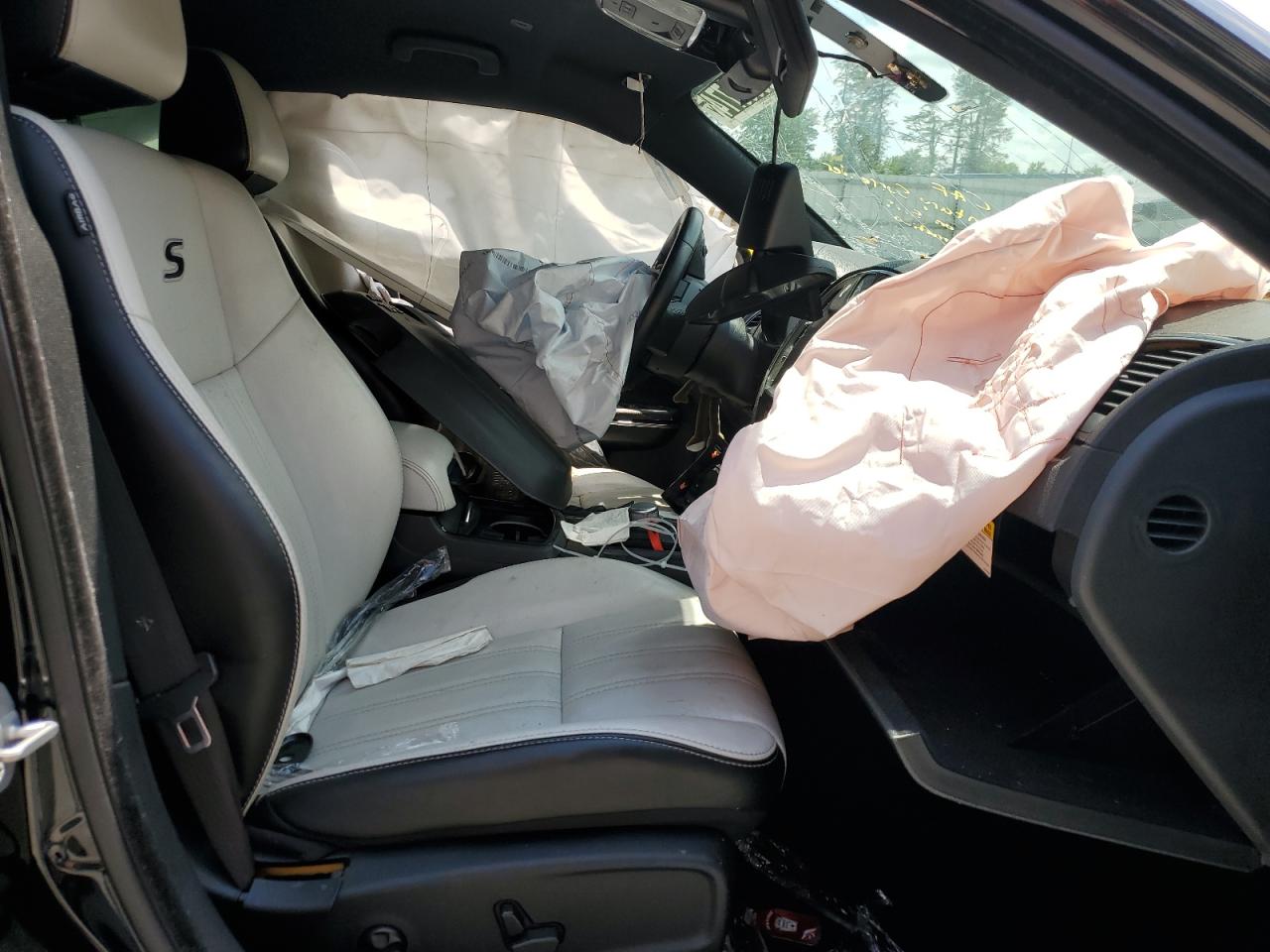 2C3CCABG0JH222706 2018 Chrysler 300 S