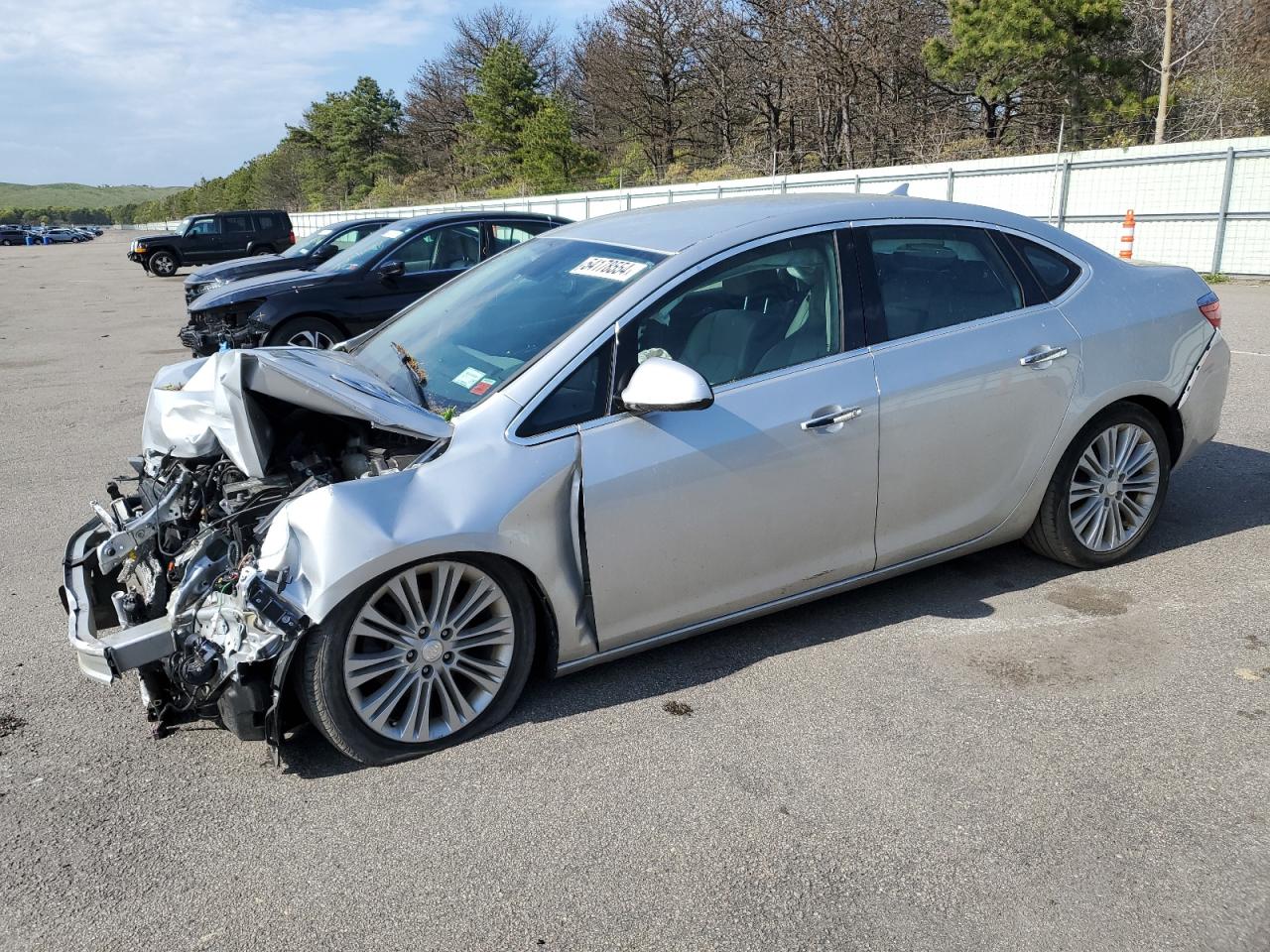 1G4PP5SK9E4123717 2014 Buick Verano