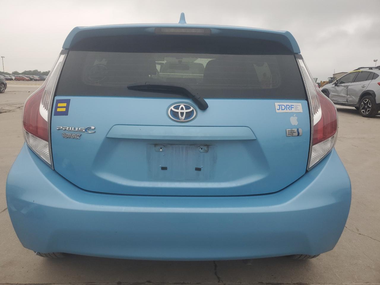 JTDKDTB39F1105421 2015 Toyota Prius C