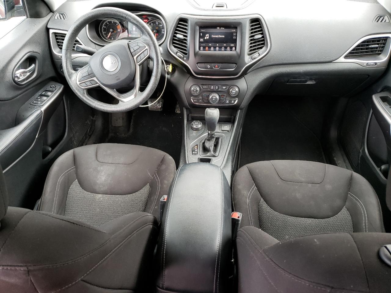 1C4PJMCB7KD346686 2019 Jeep Cherokee Latitude