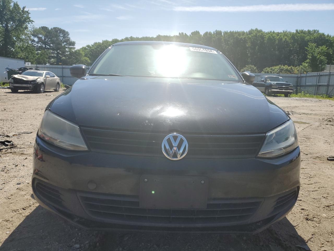 2014 Volkswagen Jetta Base vin: 3VW2K7AJ8EM210043