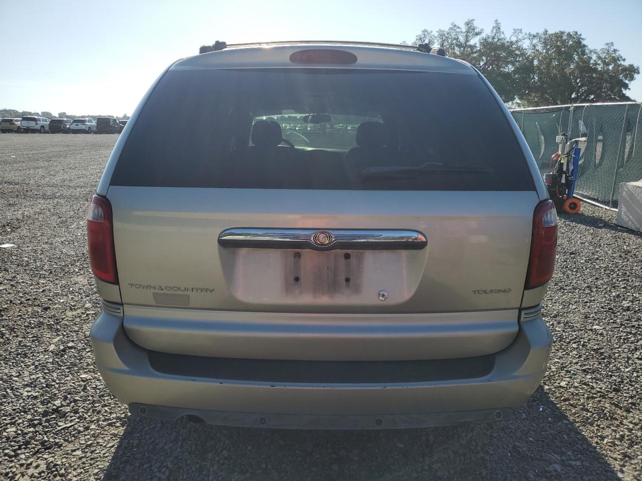 2C8GP54L75R144202 2005 Chrysler Town & Country Touring