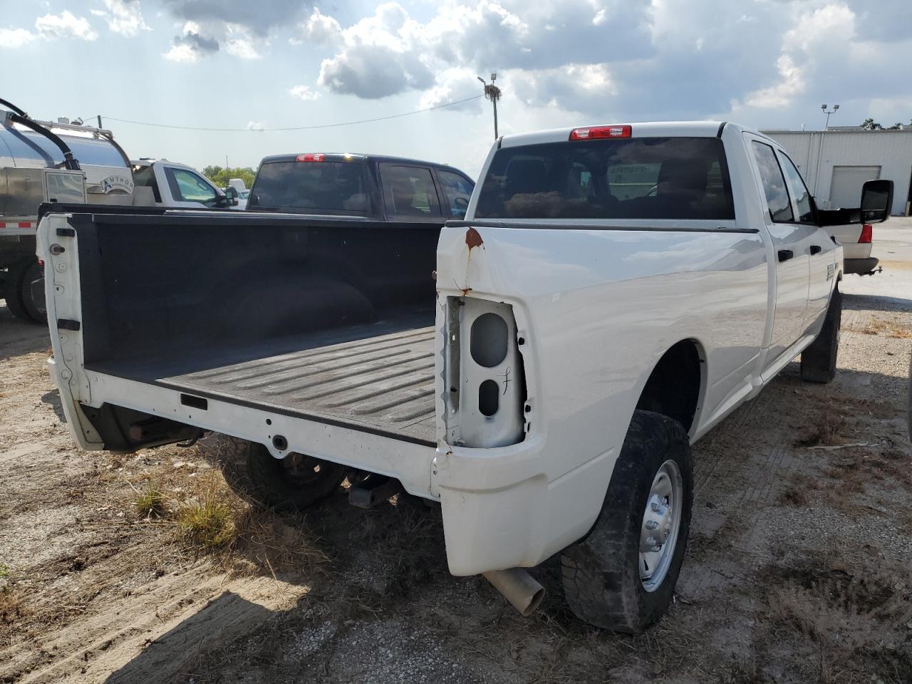 Lot #2523544390 2016 RAM 3500 ST