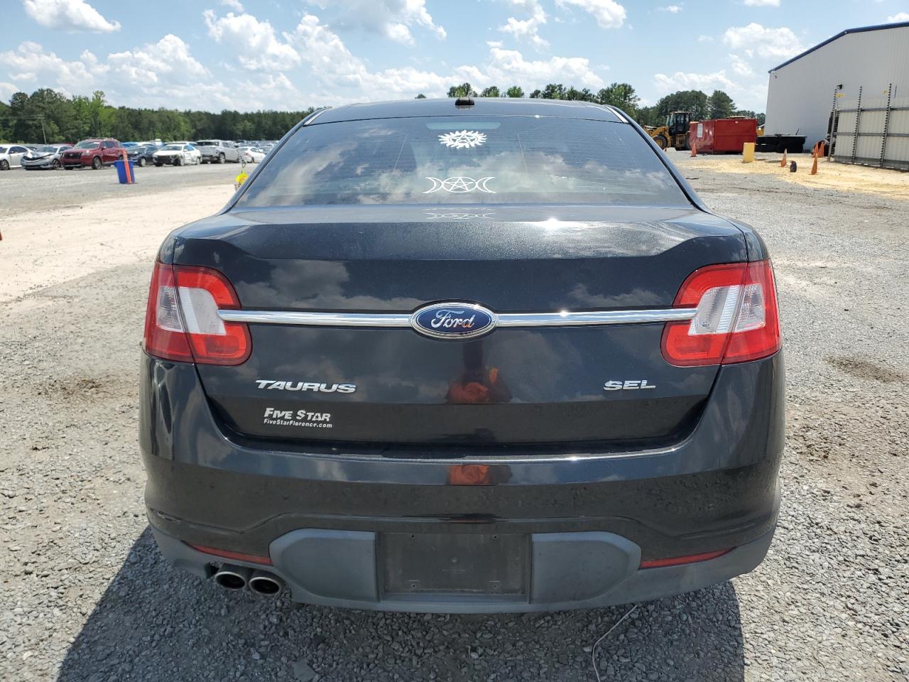 1FAHP2EWXAG147092 2010 Ford Taurus Sel