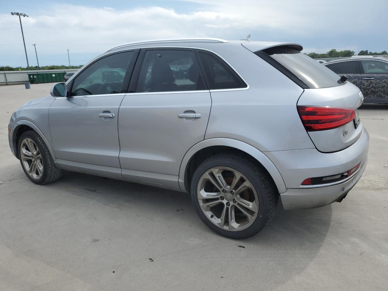 2015 Audi Q3 Premium Plus vin: WA1EFCFS9FR006554