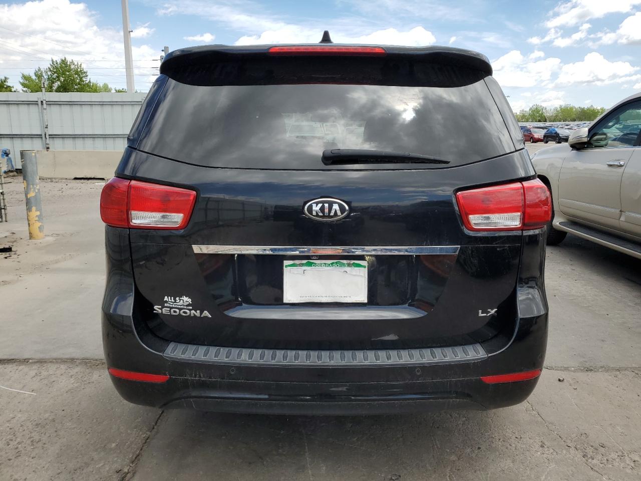 KNDMB5C11G6115369 2016 Kia Sedona Lx