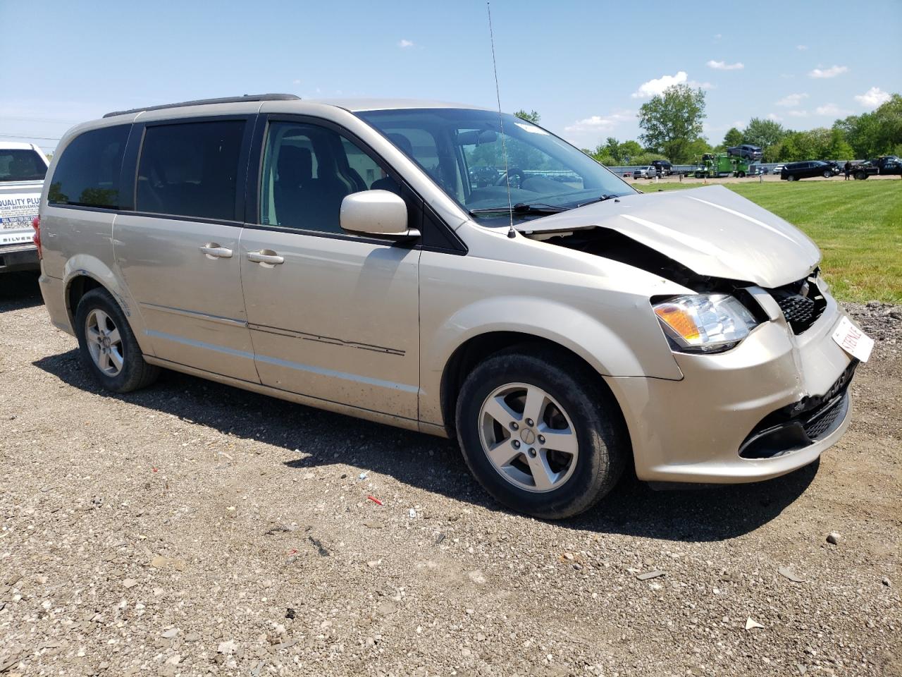 2C4RDGCG6DR552076 2013 Dodge Grand Caravan Sxt