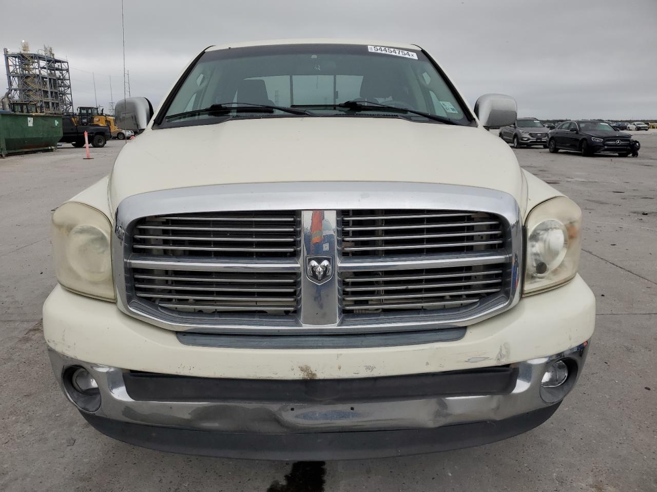 1D7HA18228J208775 2008 Dodge Ram 1500 St