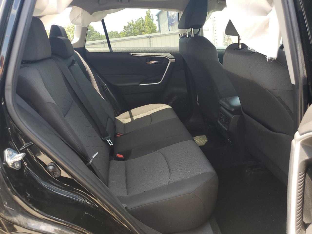 2T3W1RFV5NW228819 2022 Toyota Rav4 Xle