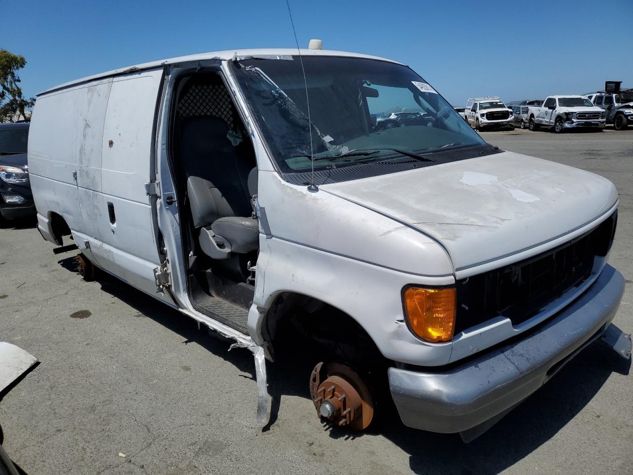 1FTNE24W24HB43184 2004 Ford Econoline E250 Van