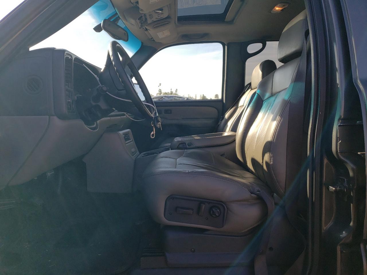 1GNEC13T31R141156 2001 Chevrolet Tahoe C1500