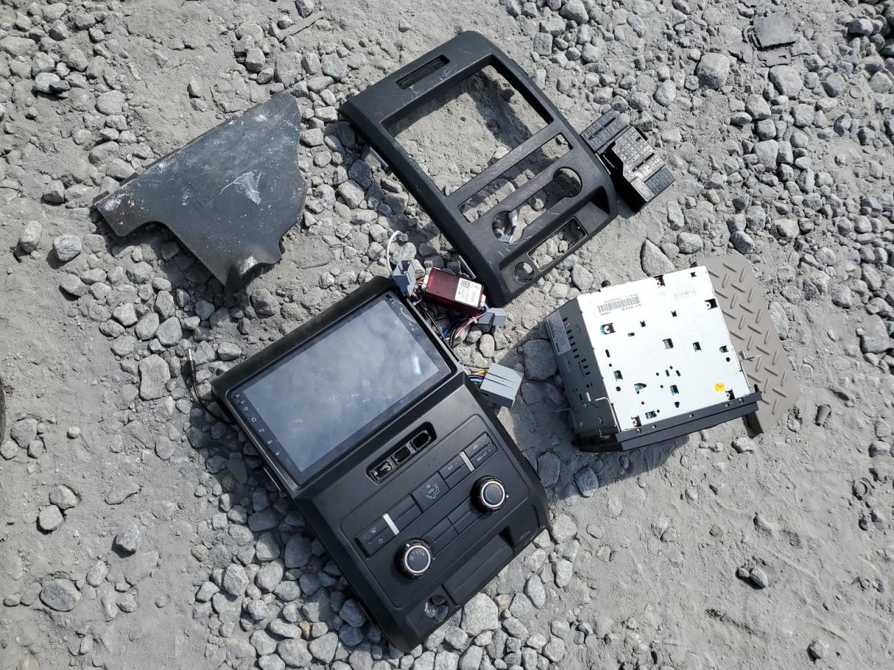 1FTRX12W89KA68283 2009 Ford F150 Super Cab