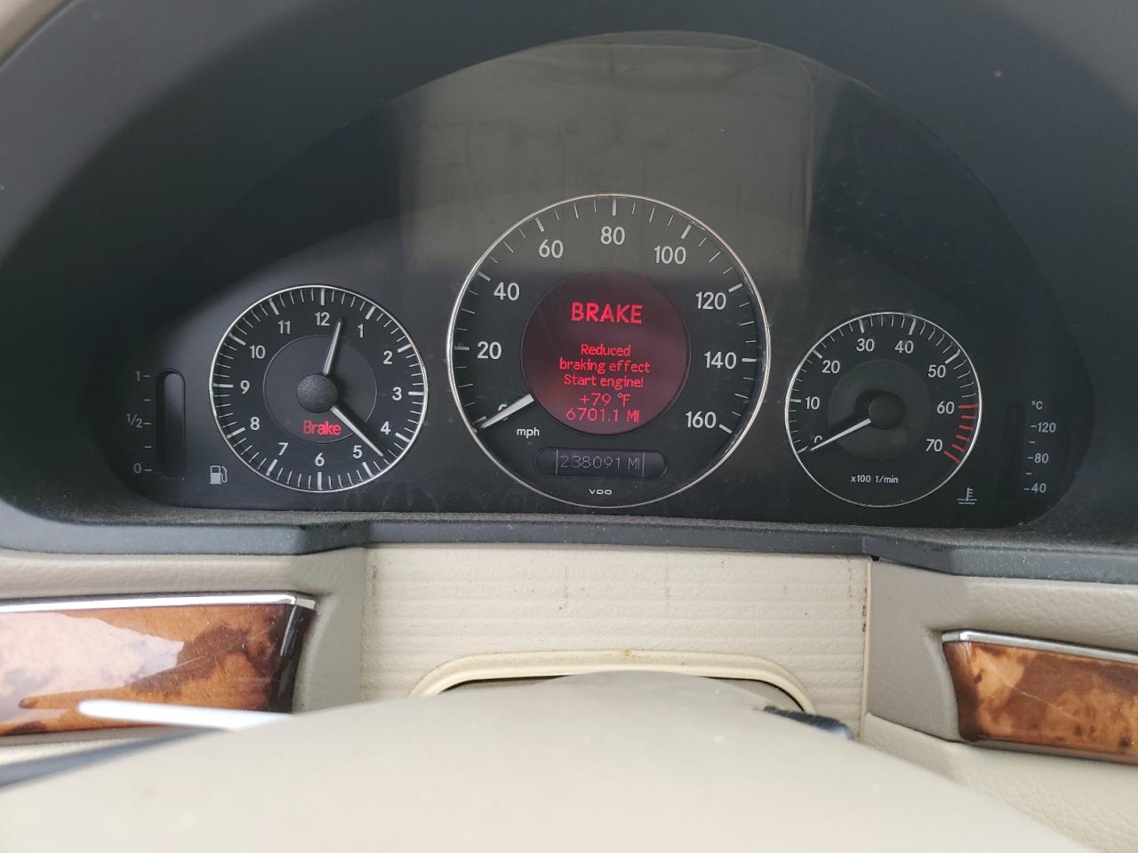 WDBUH65JX4A416666 2004 Mercedes-Benz E 320