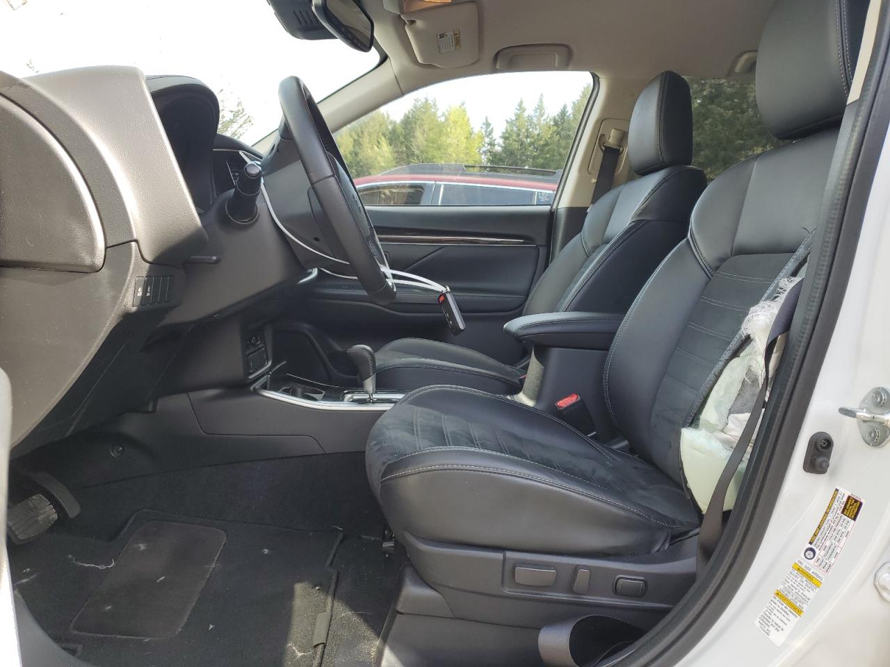 JA4AZ3A34LZ005166 2020 Mitsubishi Outlander Se