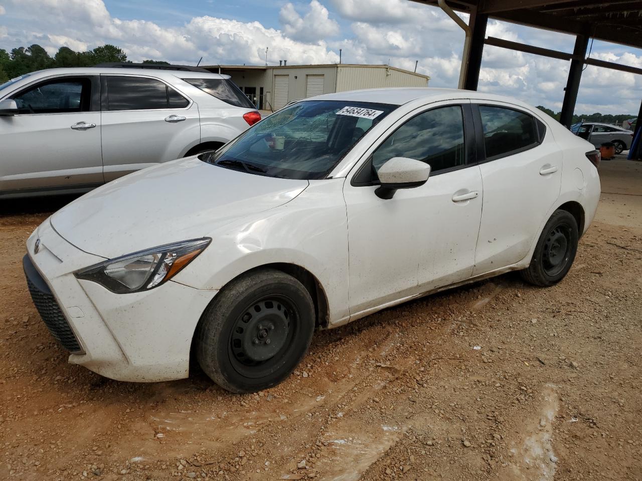 3MYDLBYV4KY528042 2019 Toyota Yaris L