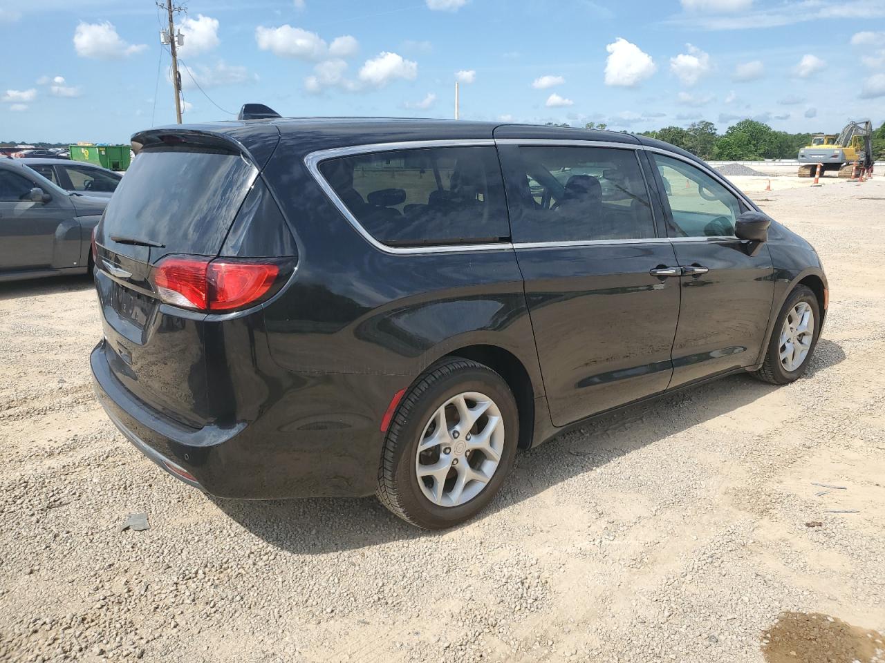 2C4RC1BG2HR753237 2017 Chrysler Pacifica Touring L