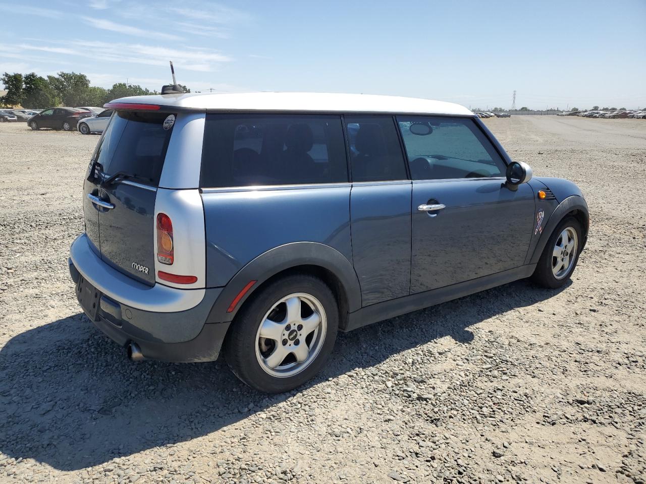 WMWML3C52ATX37165 2010 Mini Cooper Clubman