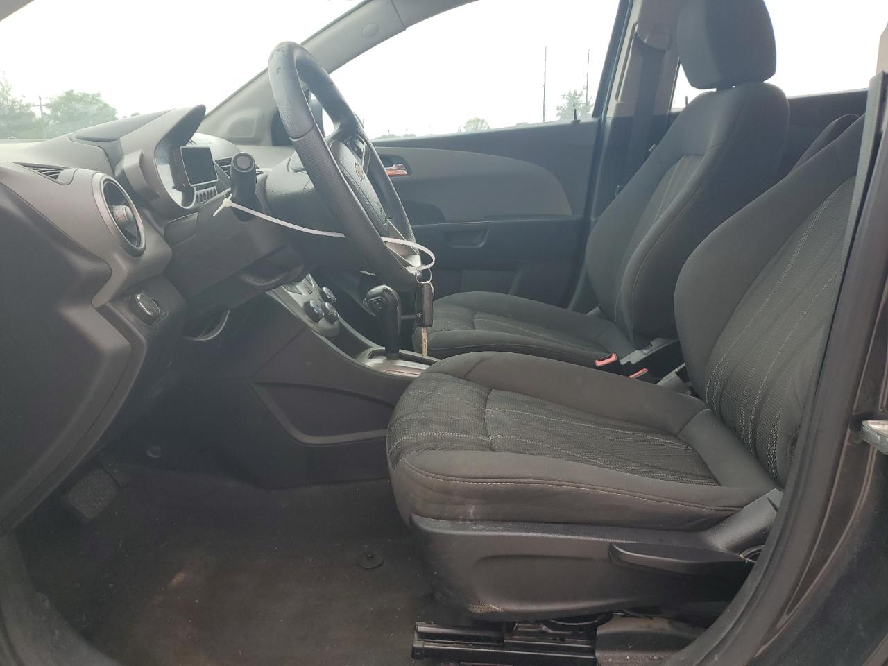 1G1JC5SH3G4168951 2016 Chevrolet Sonic Lt