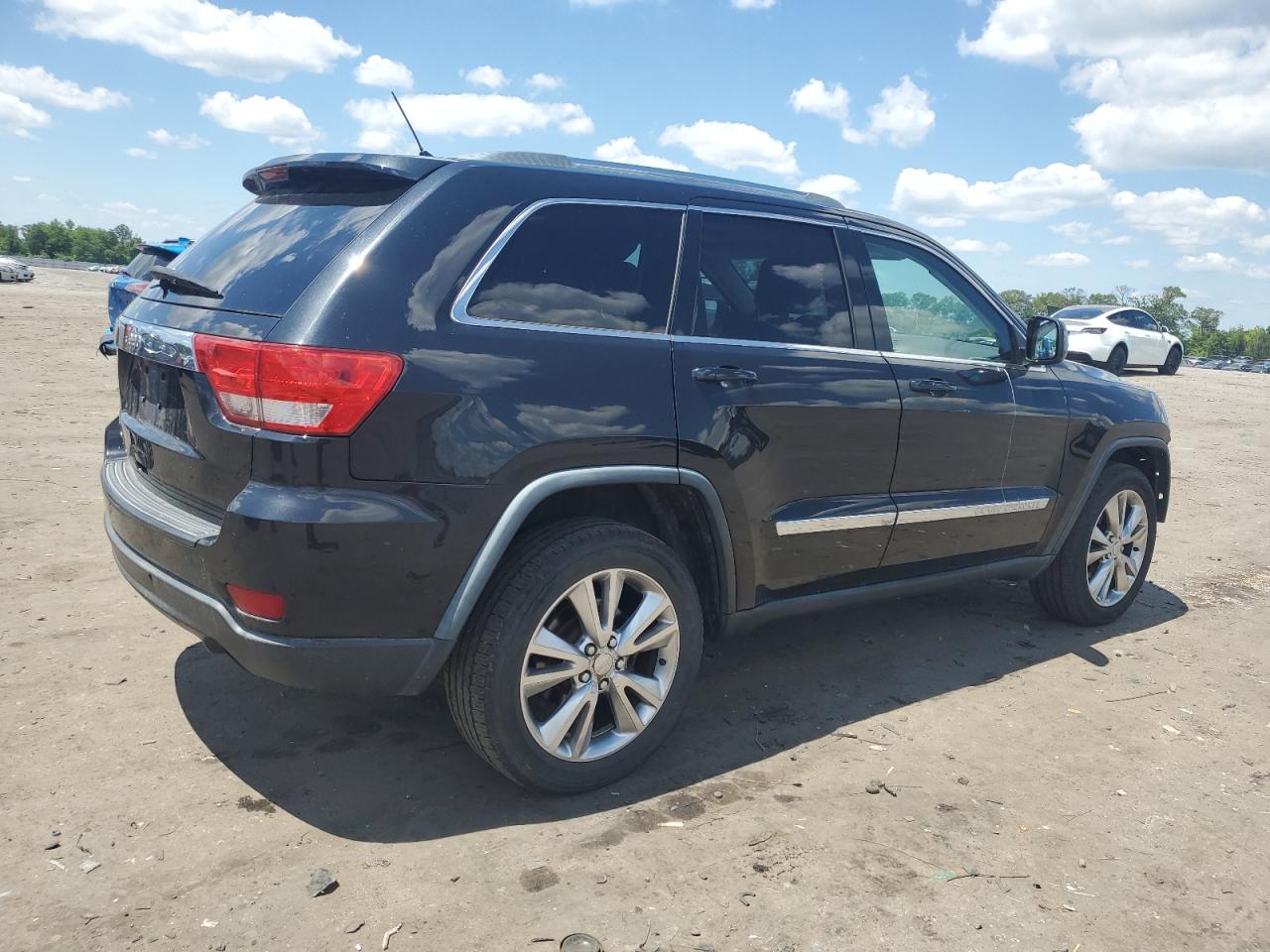 1C4RJFAG5CC297496 2012 Jeep Grand Cherokee Laredo