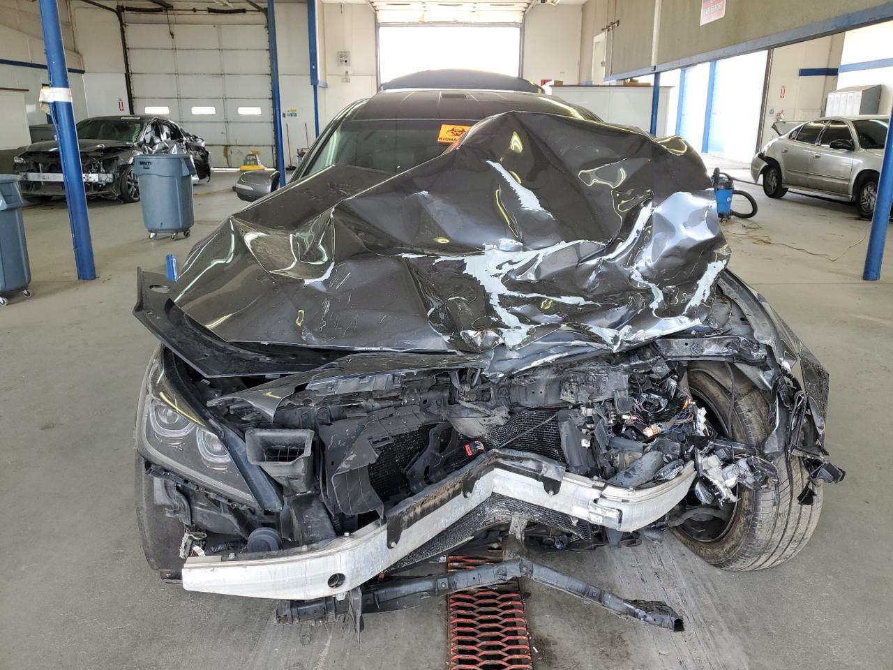 KMHGN4JE5JU236019 2018 Genesis G80 Base