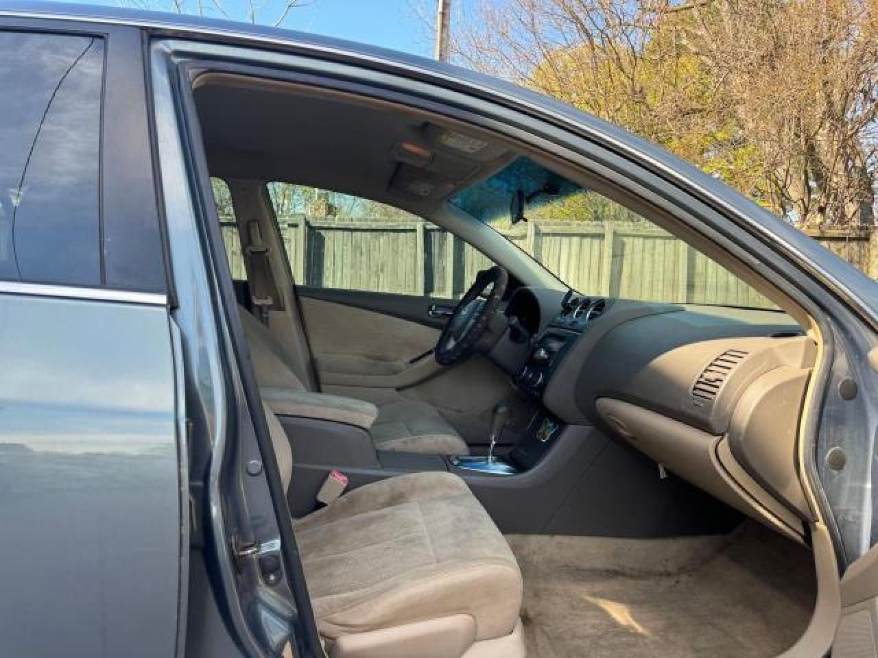 1N4CL2AP6AC118443 2010 Nissan Altima Hybrid