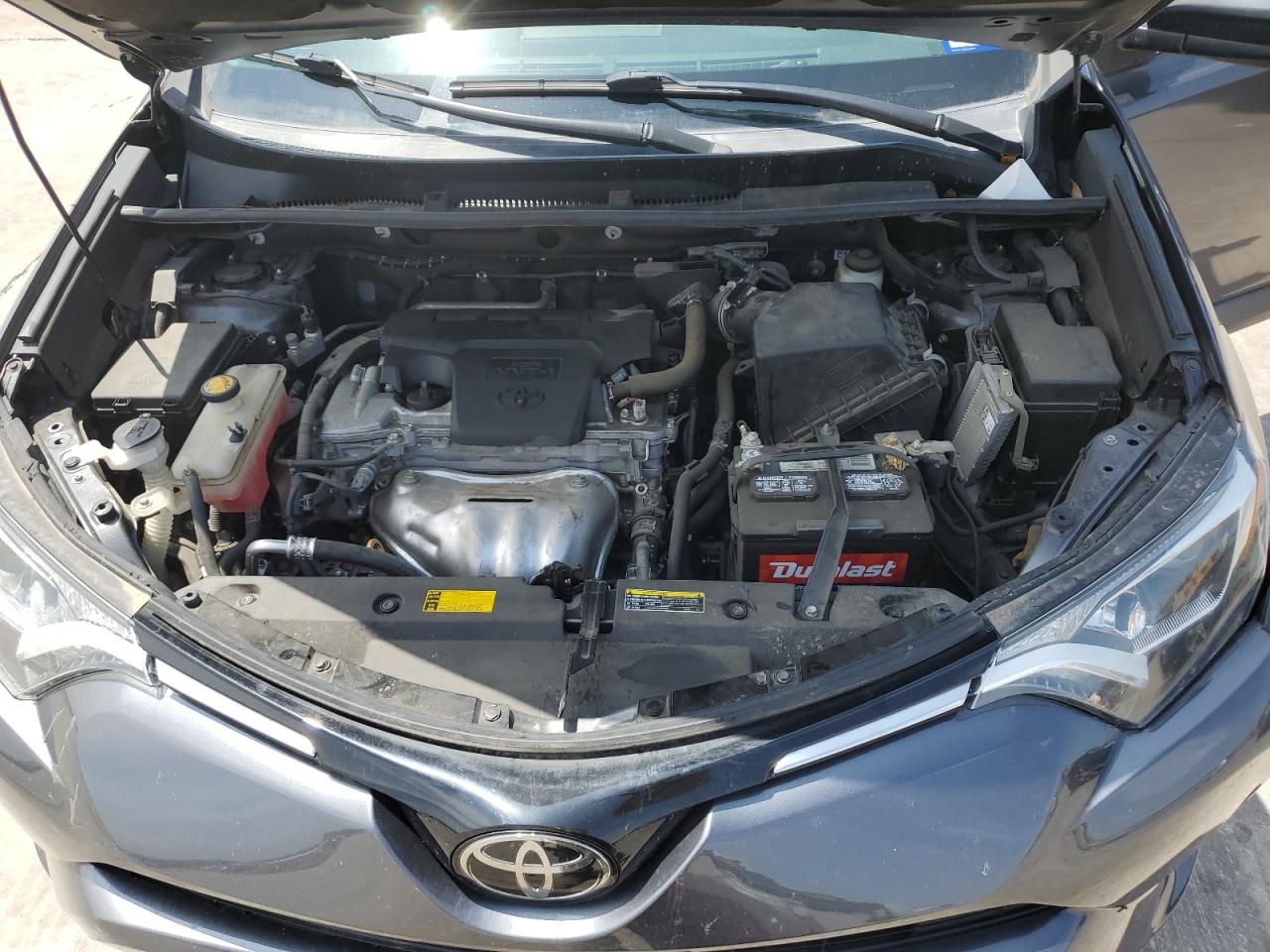 2018 Toyota Rav4 Le vin: 2T3ZFREV0JW453269