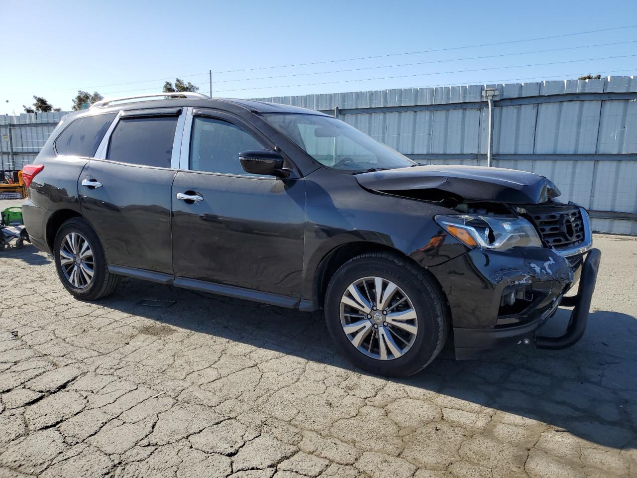 2020 Nissan Pathfinder Sv vin: 5N1DR2BM5LC612681