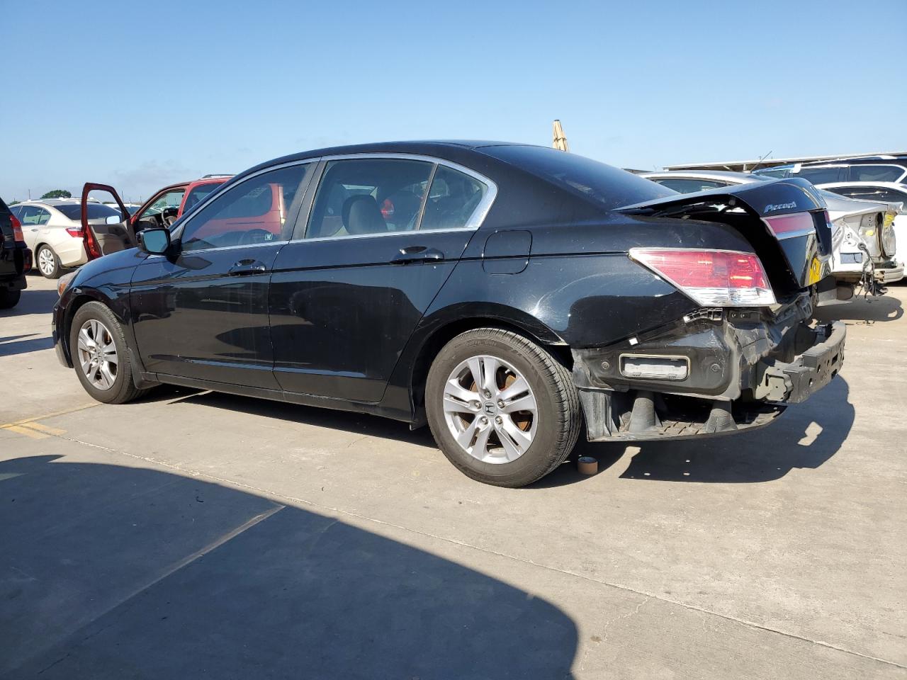 1HGCP2F69BA113525 2011 Honda Accord Se