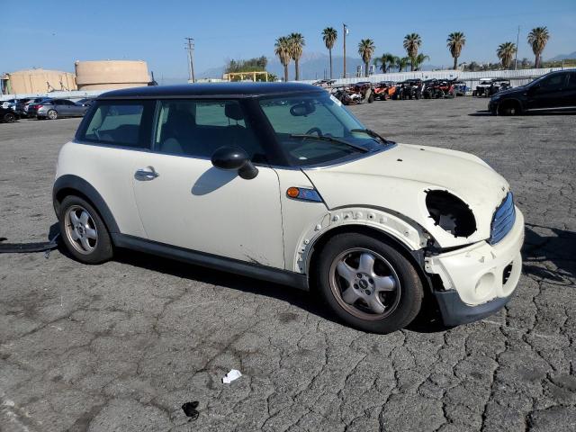 2011 Mini Cooper VIN: WMWSU3C5XBT095025 Lot: 54055024