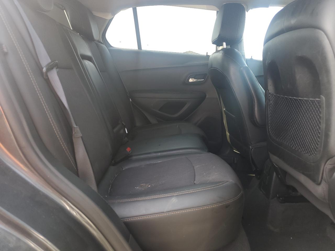 3GNCJPSB8LL146100 2020 Chevrolet Trax 1Lt