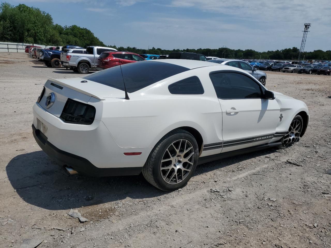 1ZVBP8AN9A5105053 2010 Ford Mustang