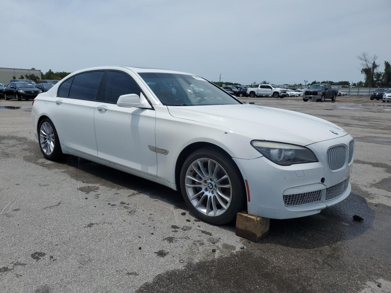 WBAKB8C59BCY66254 2011 BMW 750 Li