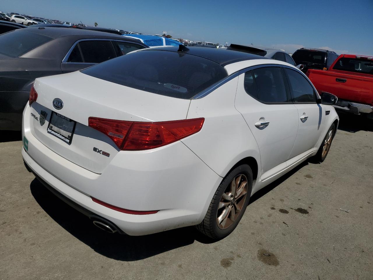 KNAGN4A78B5094540 2011 Kia Optima Ex