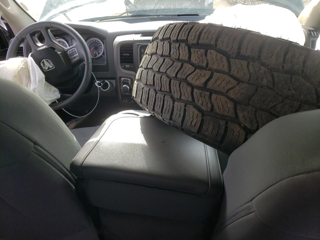 1C6RR7FT5JS179270 2018 Ram 1500 St