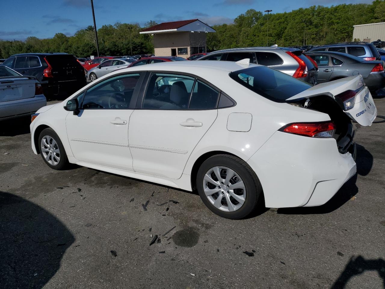 2021 Toyota Corolla Le vin: 5YFEPMAE9MP239576