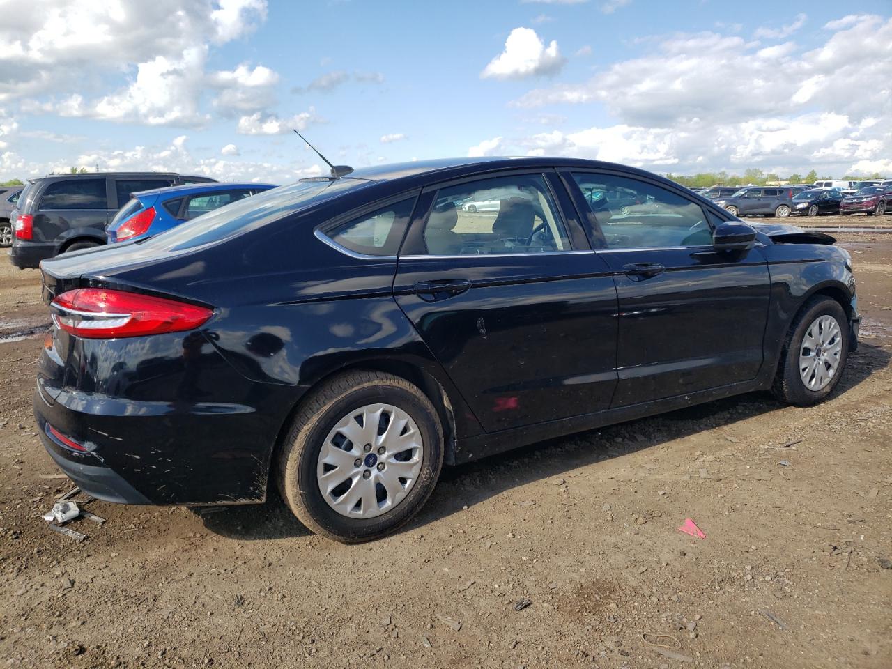 3FA6P0G77KR281666 2019 Ford Fusion S