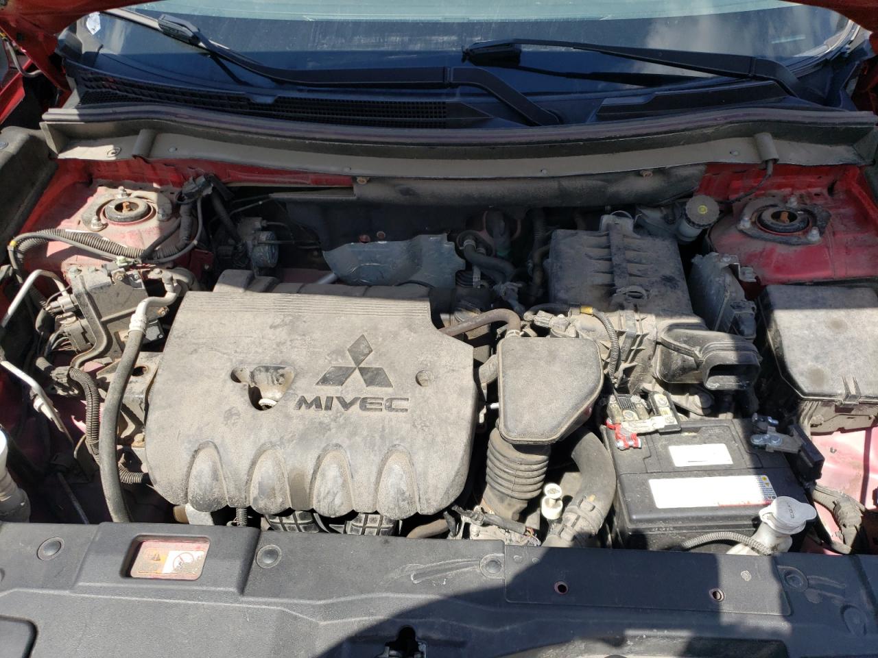 JA4AD2A32JZ004233 2018 Mitsubishi Outlander Es