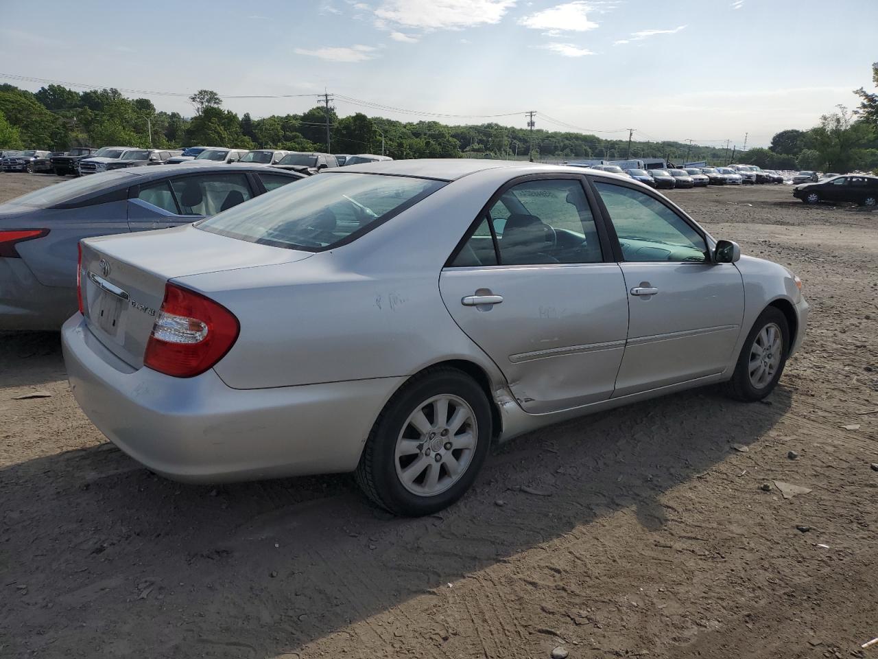 4T1BE32K24U326225 2004 Toyota Camry Le