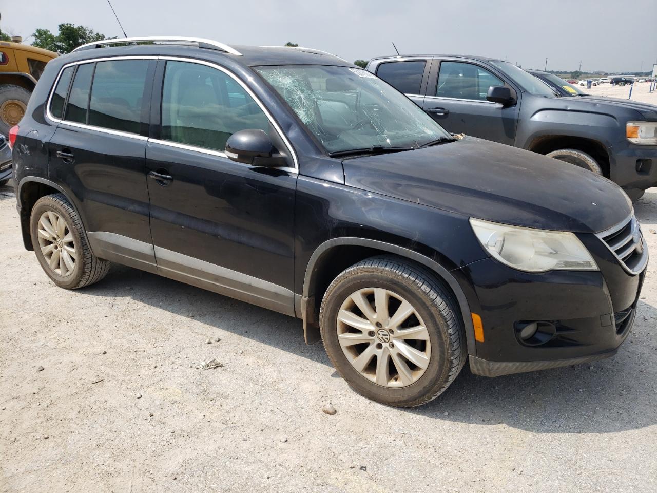 WVGAV75N79W002160 2009 Volkswagen Tiguan S