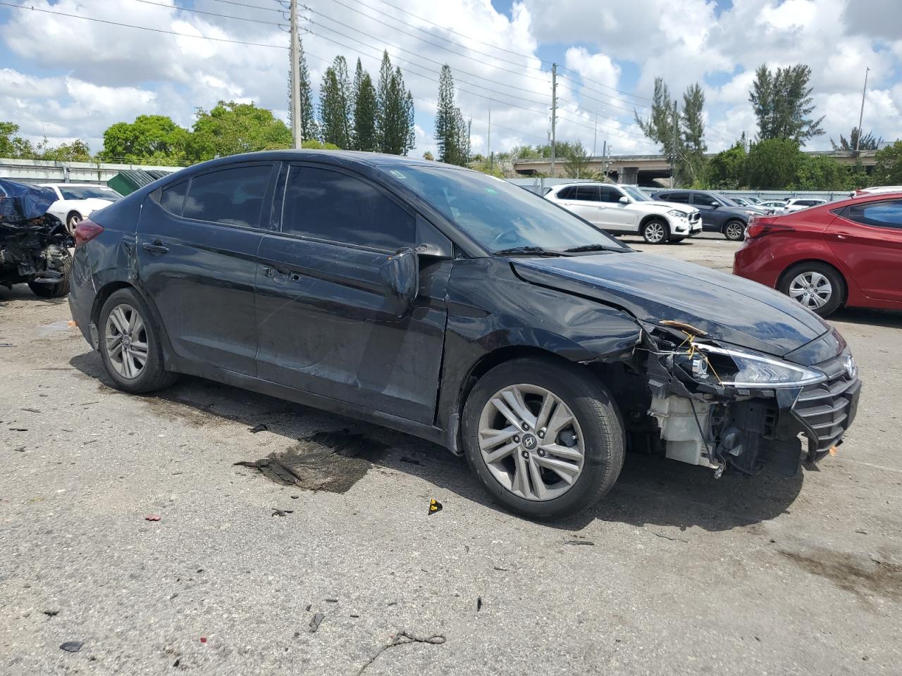 KMHD84LF1KU812965 2019 Hyundai Elantra Sel