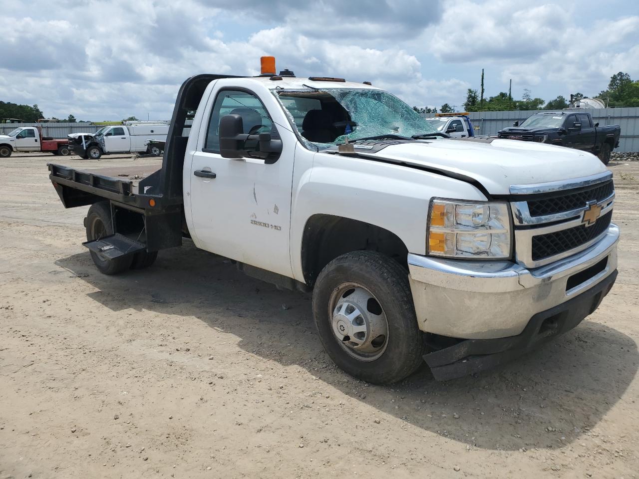 1GB3KZCL8BF242900 2011 Chevrolet Silverado K3500