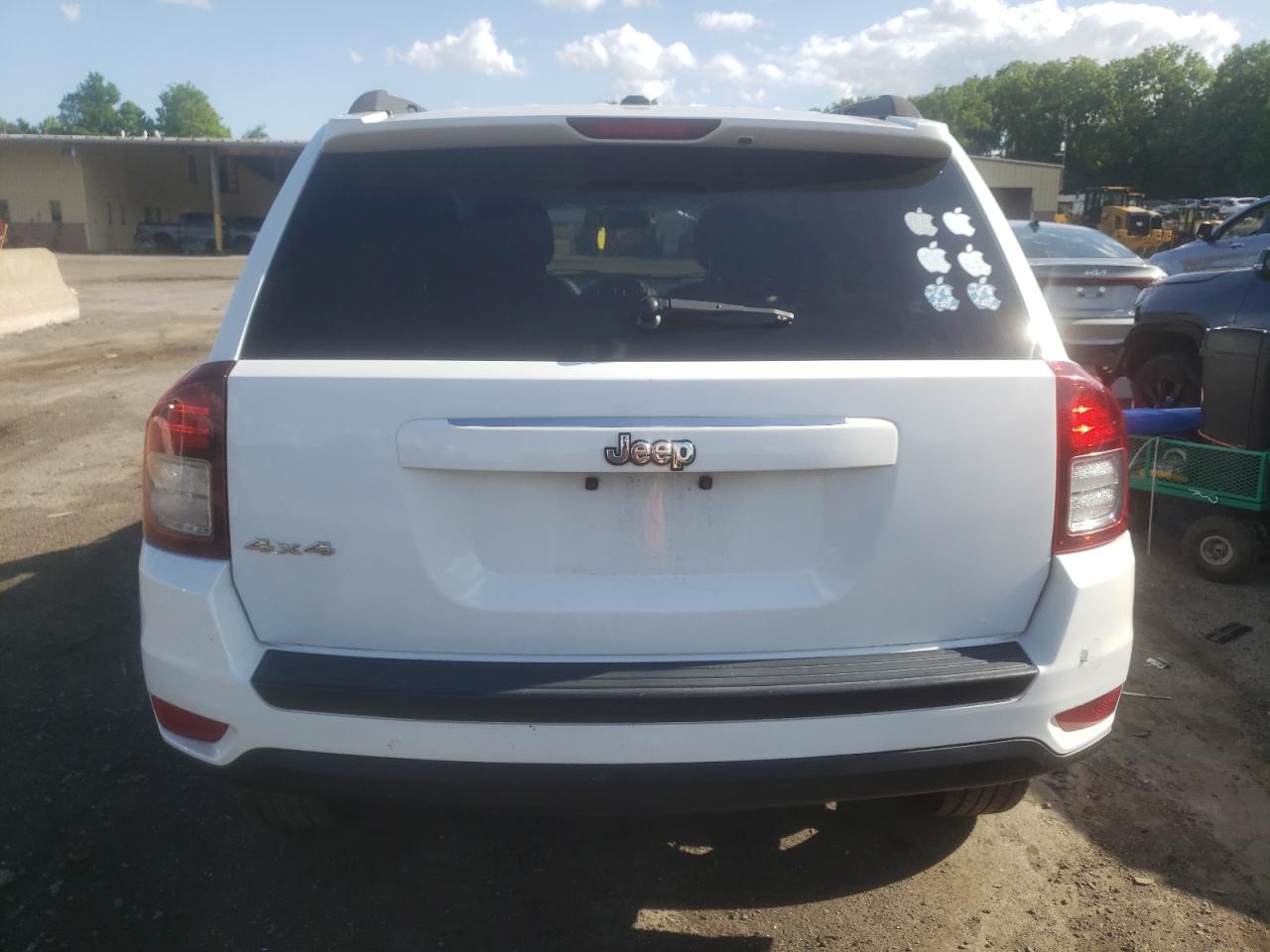 1C4NJDBB1HD155637 2017 Jeep Compass Sport