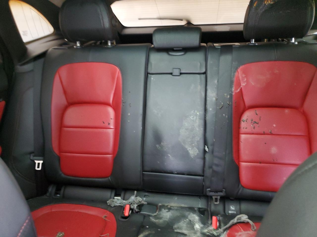 SADCL2BV6HA078334 2017 Jaguar F-Pace R - Sport