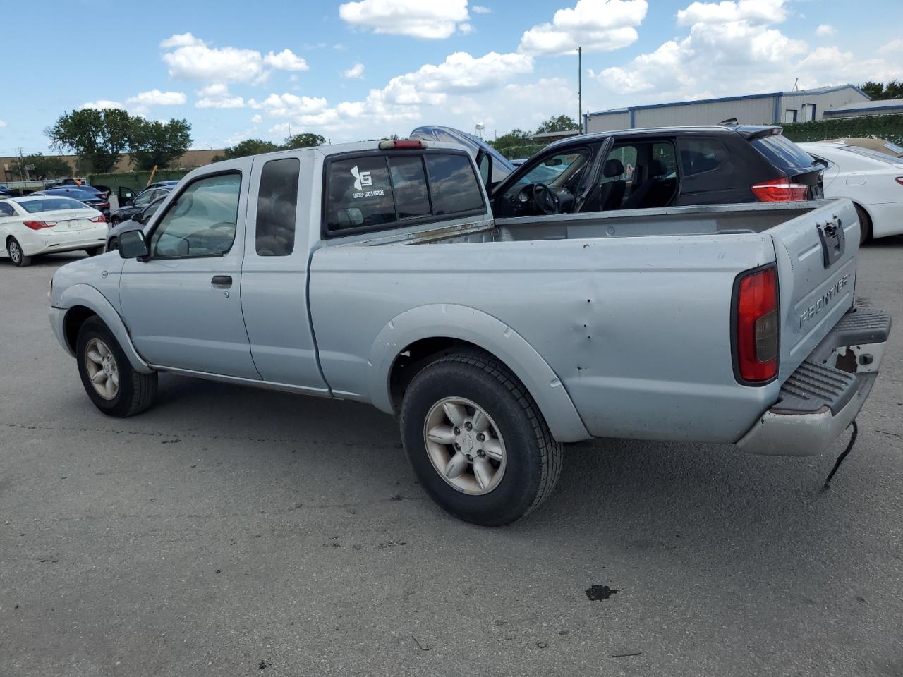 1N6DD26S62C354775 2002 Nissan Frontier King Cab Xe