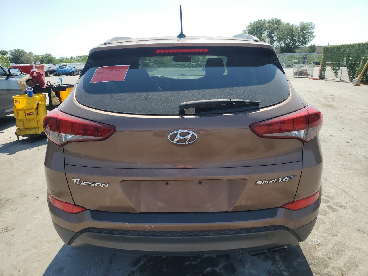 KM8J33A26HU523665 2017 Hyundai Tucson Limited