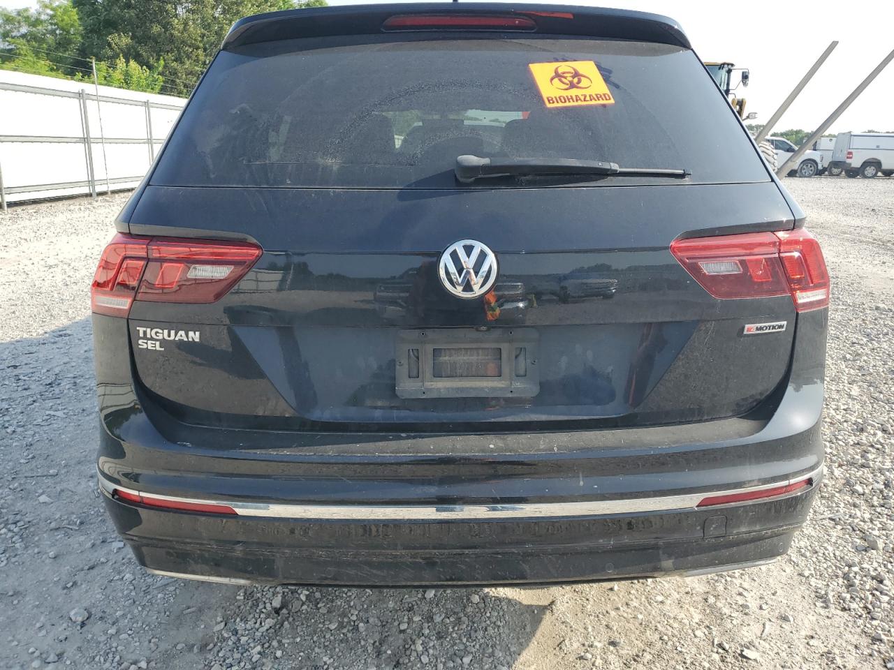 3VV2B7AX3KM060637 2019 Volkswagen Tiguan Se