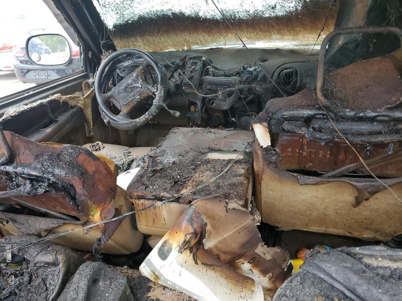 1B7HF13Z2YJ133981 2000 Dodge Ram 1500